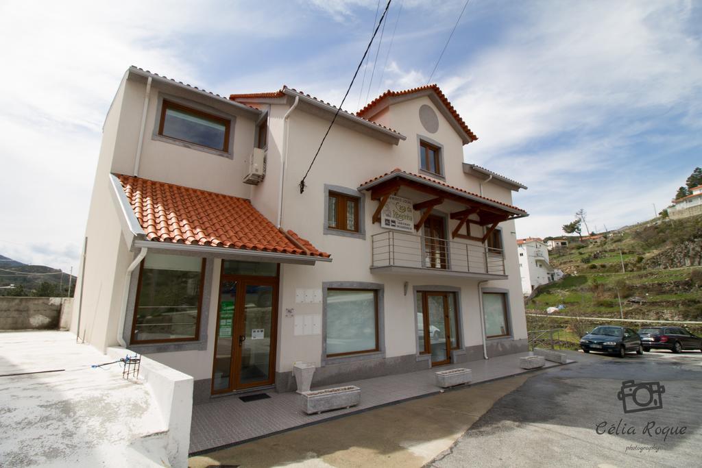 Hotel Casa Da Ribeirinha Sabugueiro  Esterno foto